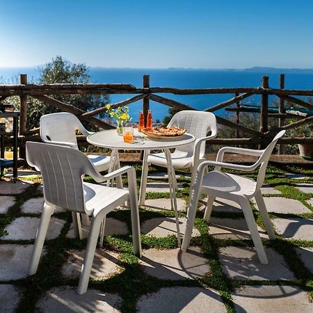Casa Floriana Apartment Вико Екуензе Екстериор снимка